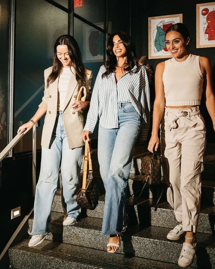 girls walking into Lona restaurant in nashville, tennessee