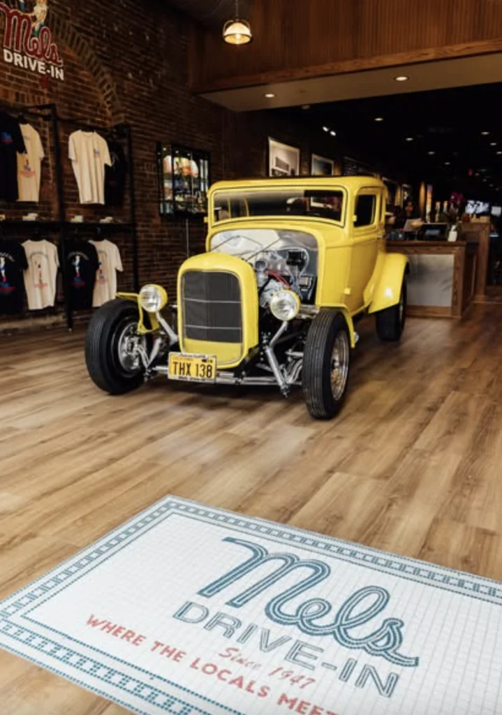 vintage classic car in Mels drive in restaurant