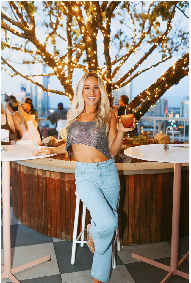 bachelorette group at la Jackson rooftop