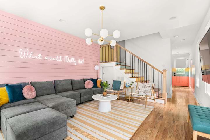 dolly themed bachelorette airbnb in nashville