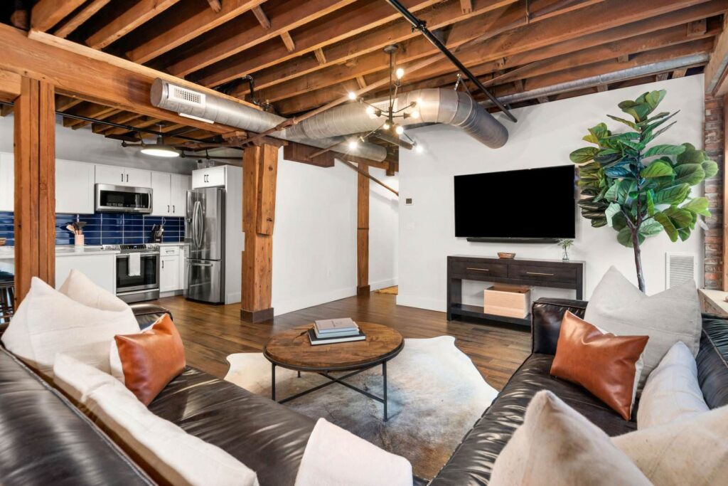 nashville bachelorette airbnb