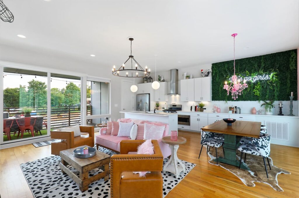 nashville bachelorette airbnb