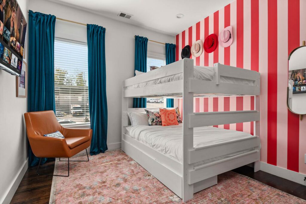 nashville bachelorette airbnb pink and green