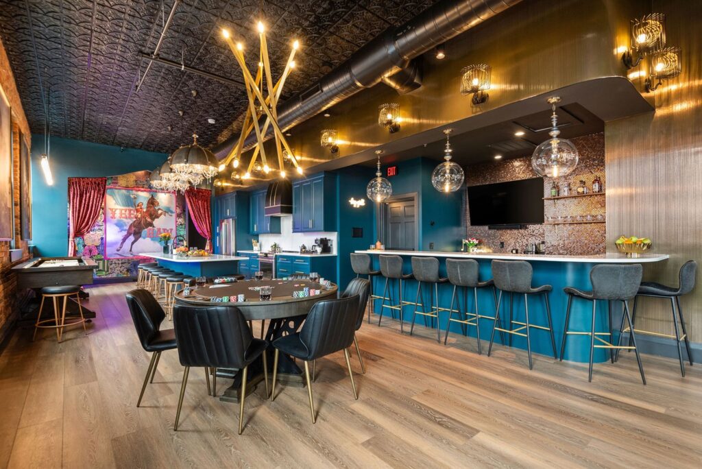 luxury bachelorette airbnb in nashville